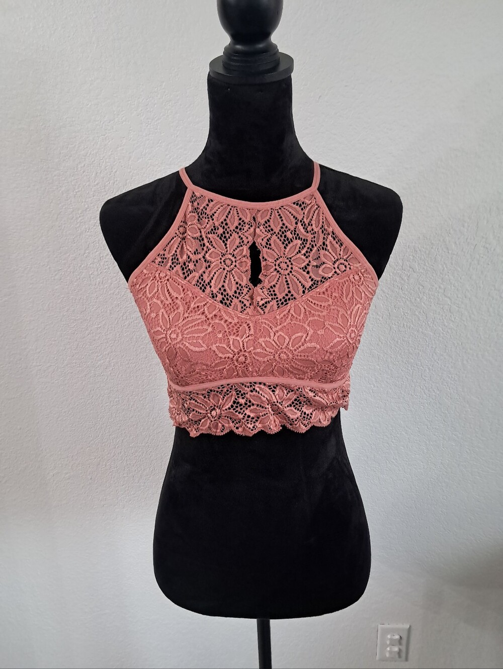 Zenana Outfitters Lace Bralette Rose Pink Floral Keyhole Cutout Festival Fairy